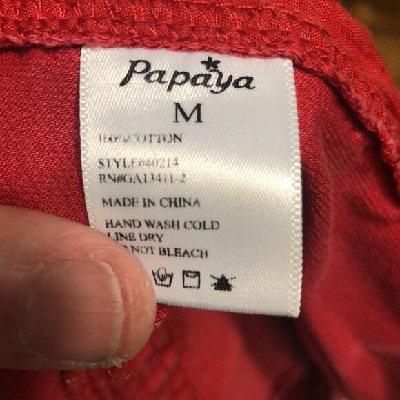 Papaya Juniors Red Shorts Size Medium - Picture 4 of 4